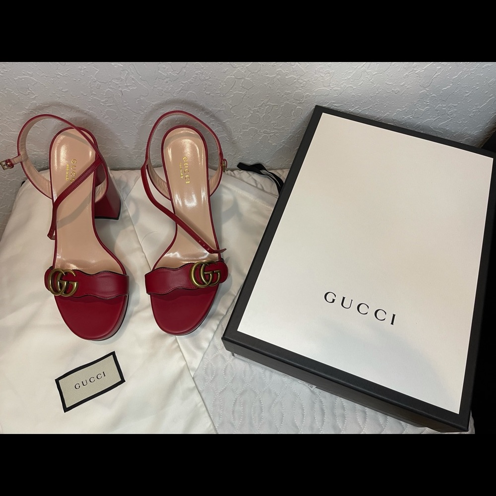 ❌SOLD❌ Gucci Marmont Platform Sandal